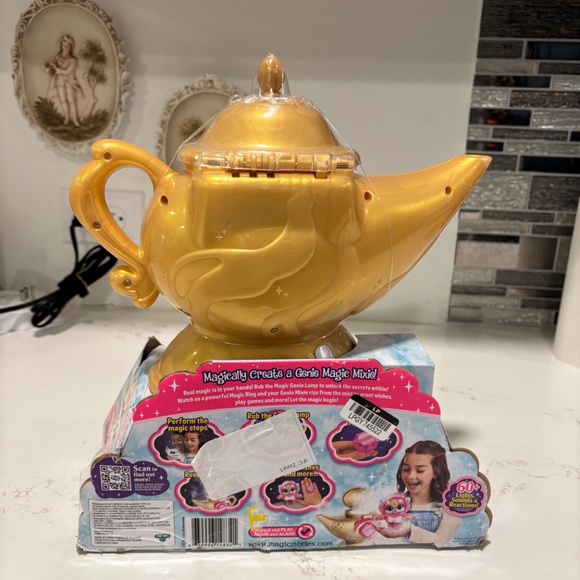 Magic Mixies Magic Genie Lamp Interactive 8" Pink Plush The Real Misting Lamp - Picture 4 of 11